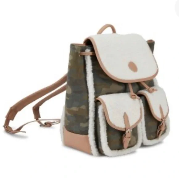 BearPaw | Bags | Bearpaw Nwt Faux Suede Shearling Drawstring  display picture 2